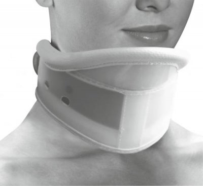 طوق العنق مدعم C3 مقوى (بــذقـنيـة)